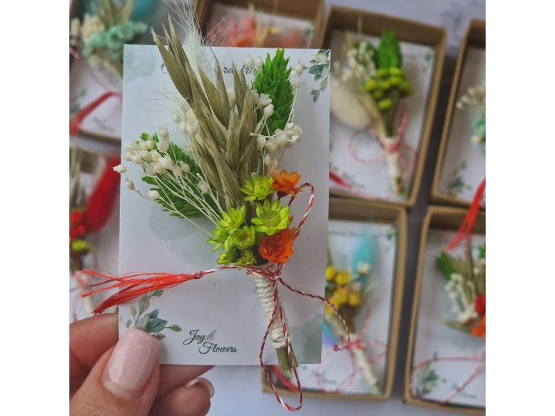 Martisor flori uscate (livrare 15 februarie-8 martie)
