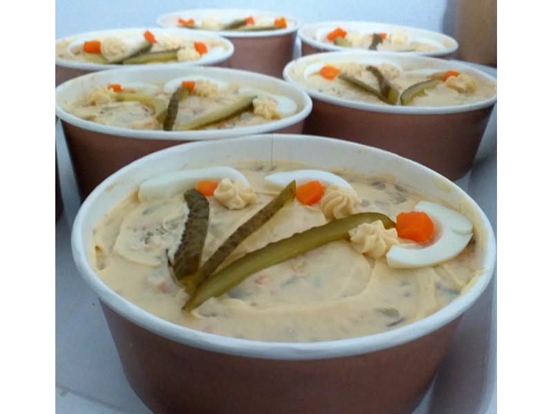 Salata a la russe, 500 gr -livrari 18-19 aprilie Masa de Paste